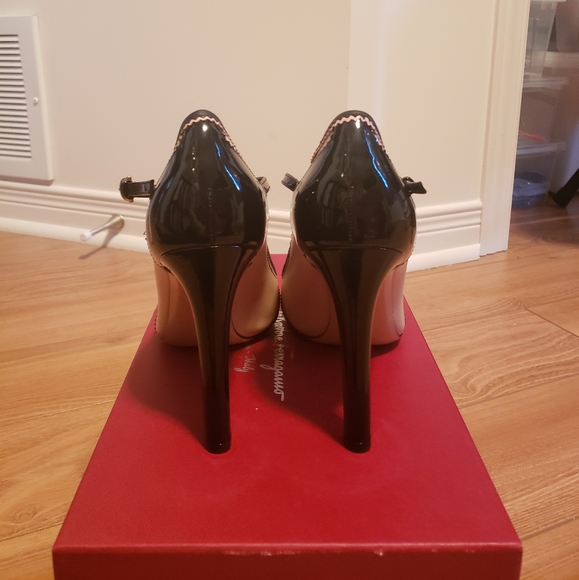 Brand New Salvatore Ferragamo Heels - Picture 4 of 10